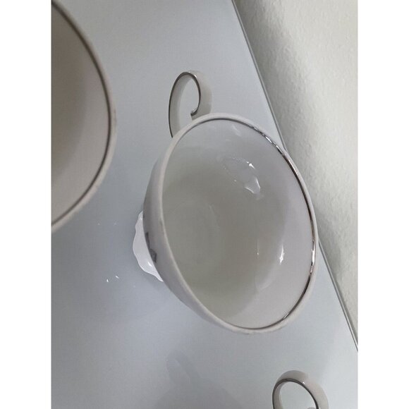 Vintage Johann Haviland Bavaria Germany, Set of 4 Teacups, White w/ Pink Floral - Picture 6 of 12